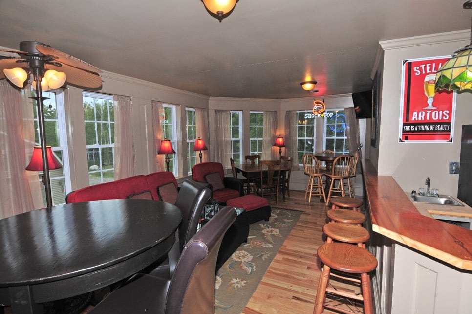 Moose on the Roof upstairs barroom